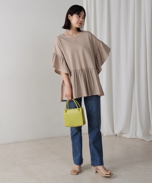 Bou Jeloud(ブージュルード)の「カノコワイドギャザープルオーバー(Tシャツ/カットソー・レディース・イエロー/キャメル・FREE)」の17枚目の写真