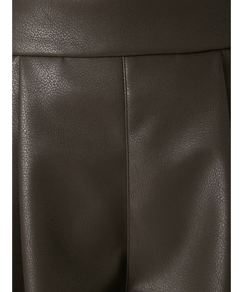 FRAY I.D(フレイアイディー)の「レースヘムレザーライクショートパンツ(その他パンツ・レディース・ブラウン/ブラック/グレイッシュベージュ・0/1)」の16枚目の写真