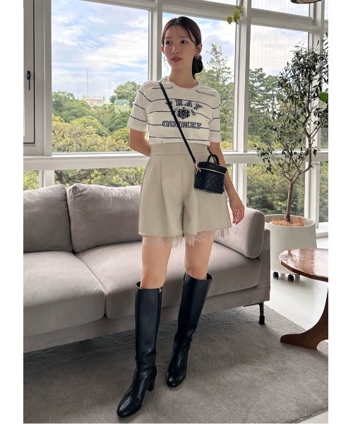 FRAY I.D(フレイアイディー)の「レースヘムレザーライクショートパンツ(その他パンツ・レディース・ブラウン/ブラック/グレイッシュベージュ・0/1)」の7枚目の写真