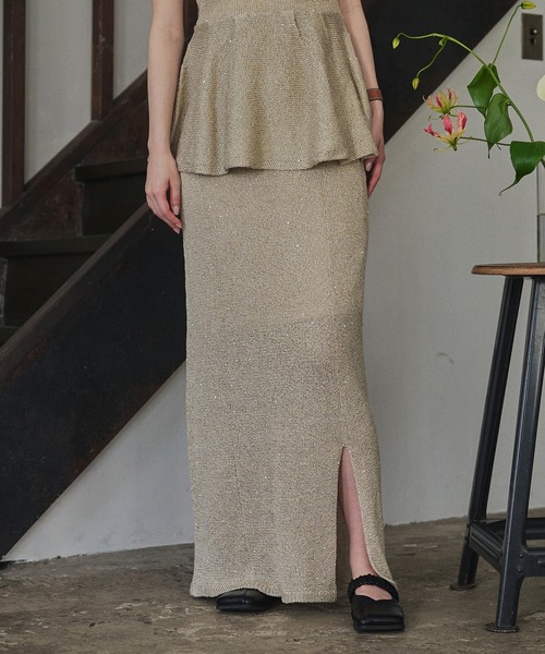 mideal(マイディール)の「spangle tight skirt / スパンコールタイトスカート(スカート・レディース・ネイビー/ベージュ・FREE)」の2枚目の写真