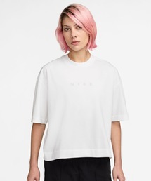 NIKE（ナイキ）の「ナイキ  NSW LUXE S/S  BOXY NIKE（Tシャツ/カットソー）」