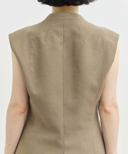 AKIRANAKA(アキラナカ)の「【AKIRANAKA/アキラナカ】EX.V Neck Gilet/別注Vネックジレベスト(ベスト・レディース・ブラウン・FREE)」の7枚目の写真