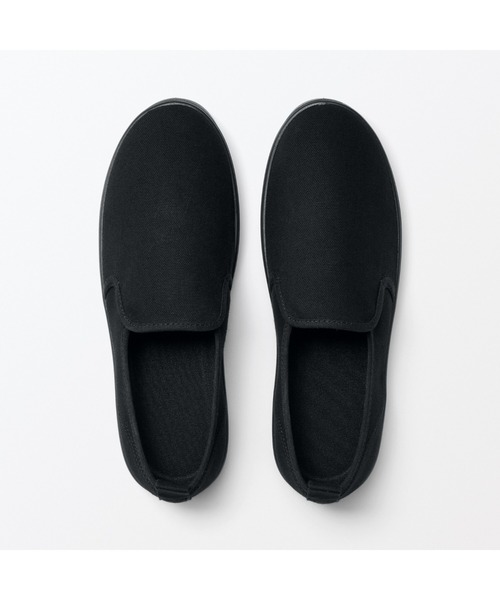 無印良品（ムジルシリョウヒン）の「婦人　柔らかい中敷を使用した　撥水スリッポンスニーカー（スニーカー・レディース・ブラック/オフホワイト・22.5cm/23.0cm/23.5cm/24.0cm/24.5cm/25.0cm）」の12枚目の写真