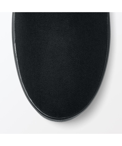 無印良品（ムジルシリョウヒン）の「婦人　柔らかい中敷を使用した　撥水スリッポンスニーカー（スニーカー・レディース・ブラック/オフホワイト・22.5cm/23.0cm/23.5cm/24.0cm/24.5cm/25.0cm）」の16枚目の写真