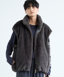 ★新品未使用　BARNYARDSTORM ダウンベスト 黒　2ポケット STONE ISLAND shadow project(ストーンアイランドシャドウ