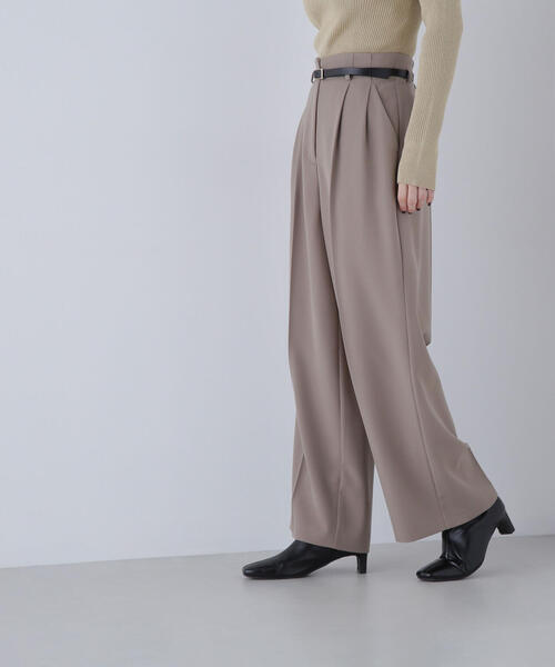 NATURAL BEAUTY BASIC(ナチュラルビューティーベーシック)の「◇フェイクレザーベルテッドワイドパンツ(その他パンツ・レディース・チャコールグレー/ベージュ・SMALL/MEDIUM/P/S)」の10枚目の写真