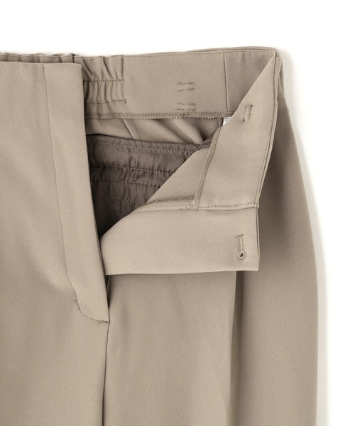 NATURAL BEAUTY BASIC(ナチュラルビューティーベーシック)の「◇フェイクレザーベルテッドワイドパンツ(その他パンツ・レディース・チャコールグレー/ベージュ・SMALL/MEDIUM/P/S)」の5枚目の写真