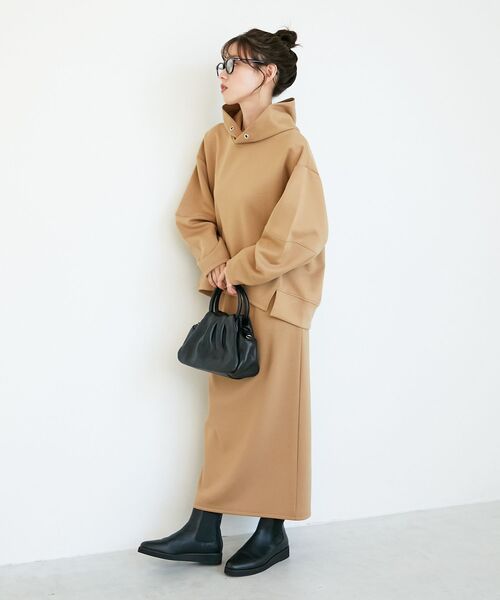 le.coeur blanc（ルクールブラン）の「ダンボールニットパーカー×スカートセット（ワンピース・レディース・ブラック/キャメル・38）」の6枚目の写真