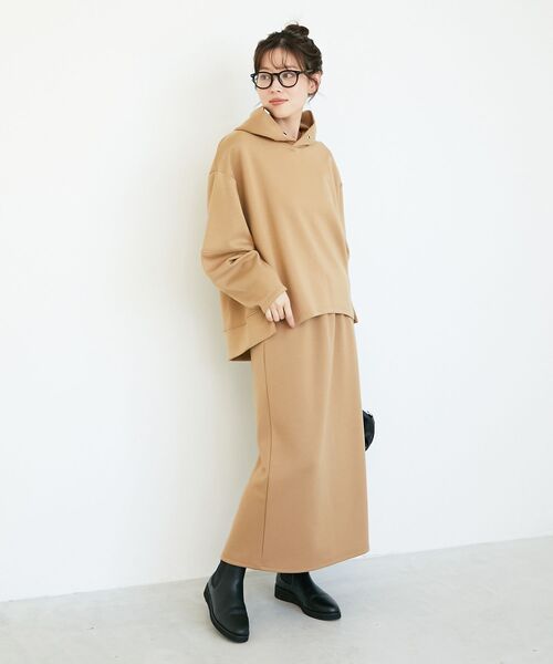 le.coeur blanc（ルクールブラン）の「ダンボールニットパーカー×スカートセット（ワンピース・レディース・ブラック/キャメル・38）」の8枚目の写真