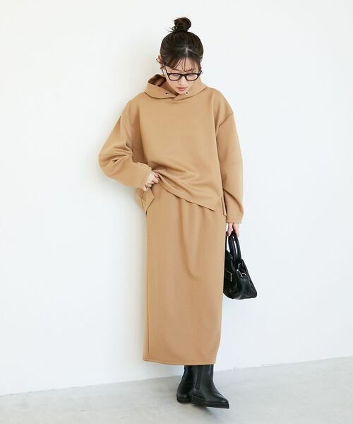 le.coeur blanc（ルクールブラン）の「ダンボールニットパーカー×スカートセット（ワンピース・レディース・ブラック/キャメル・38）」の9枚目の写真