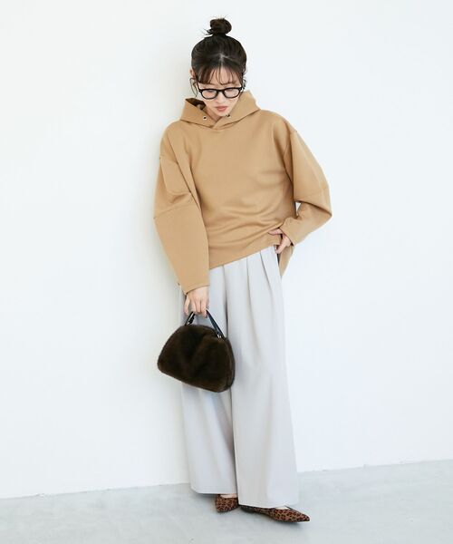 le.coeur blanc（ルクールブラン）の「ダンボールニットパーカー×スカートセット（ワンピース・レディース・ブラック/キャメル・38）」の18枚目の写真
