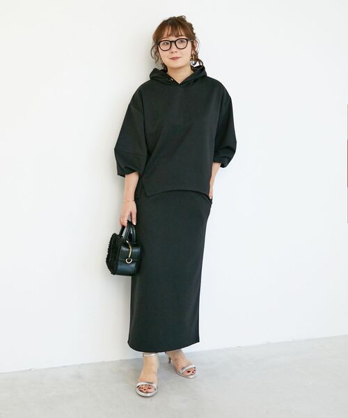 le.coeur blanc（ルクールブラン）の「ダンボールニットパーカー×スカートセット（ワンピース・レディース・ブラック/キャメル・38）」の22枚目の写真