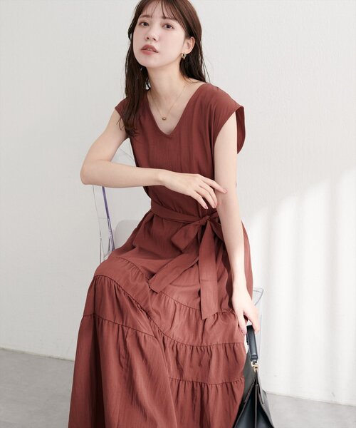 Vネックギャザー切替ワンピース（ワンピース）｜natural couture