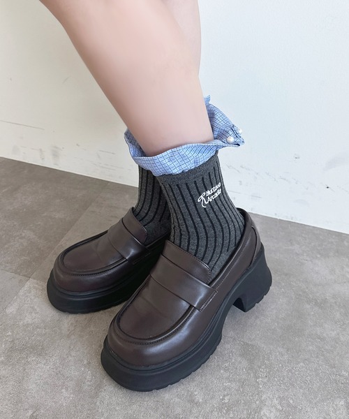 apres jour（アプレジュール）の「【apres jour×ARIAZ】フリル刺繍ソックス（ソックス/靴下・レディース・ホワイト/チャコールグレー/グレー/ブラック・FREE）」の8枚目の写真