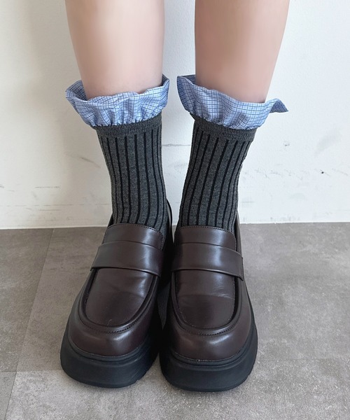 apres jour（アプレジュール）の「【apres jour×ARIAZ】フリル刺繍ソックス（ソックス/靴下・レディース・ホワイト/チャコールグレー/グレー/ブラック・FREE）」の9枚目の写真