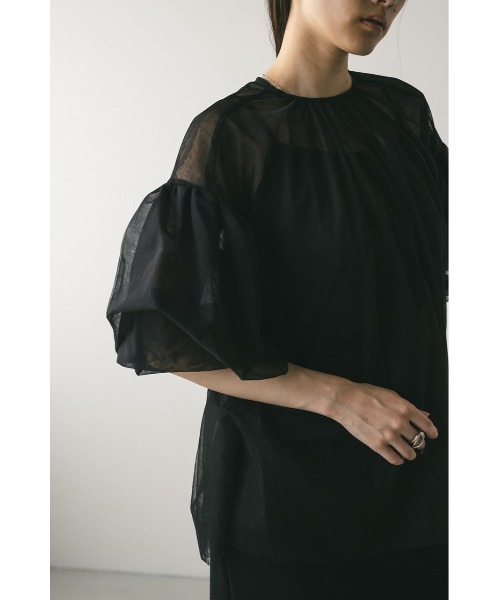 STYLEMIXER(スタイルミキサー)の「ギャザースリーブチュールトップ(シャツ/ブラウス・レディース・ブラック/サックスブルー/ベージュ・FREE)」の9枚目の写真