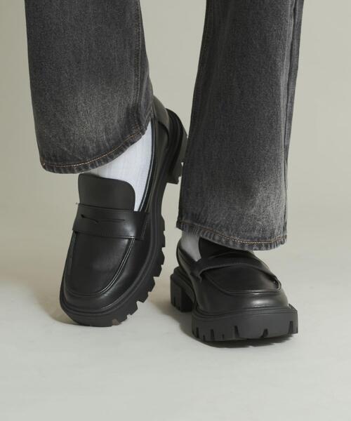 SENSE OF PLACE by URBAN RESEARCH（センスオブプレイスバイアーバンリサーチ）の「トラックソールコインローファー（ローファー・メンズ・ブラック/ブラウン・27/26/28）」の3枚目の写真