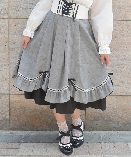 axes femme（アクシーズファム）の「ハシゴレース×リボン配色スカート（スカート・レディース・ブルーグリーン/ブラウン/ブラック/ワイン・FREE）」の2枚目の写真