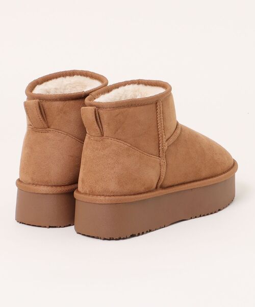 Bridget Birkin(ブリジットバーキン)の「【Bridget Birkin】スエード調ムートンブーツ(553037)(ブーツ・レディース・ブラック系その他/キャメル/ベージュ系その他・LL/L/S/M)」の4枚目の写真