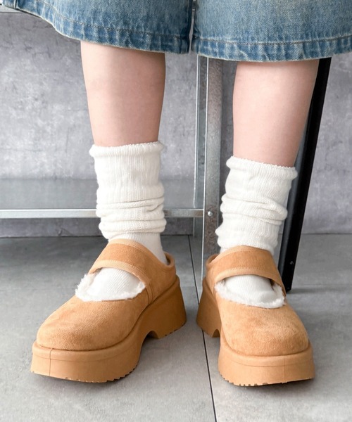 WEGO(ウィゴー)の「WEGO/【25年秋冬新作】ムートンタッチメリージェーンシューズ(スリッポン・レディース・ブラック/キャメル・LARGE/MEDIUM/SMALL)」の14枚目の写真