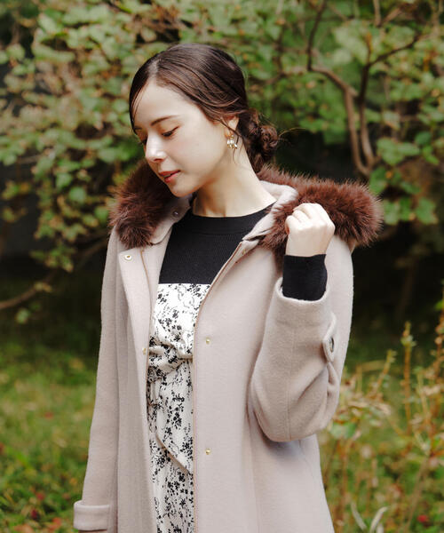 モッサフードフェイクファーロングコート / 1215252102（ステンカラー