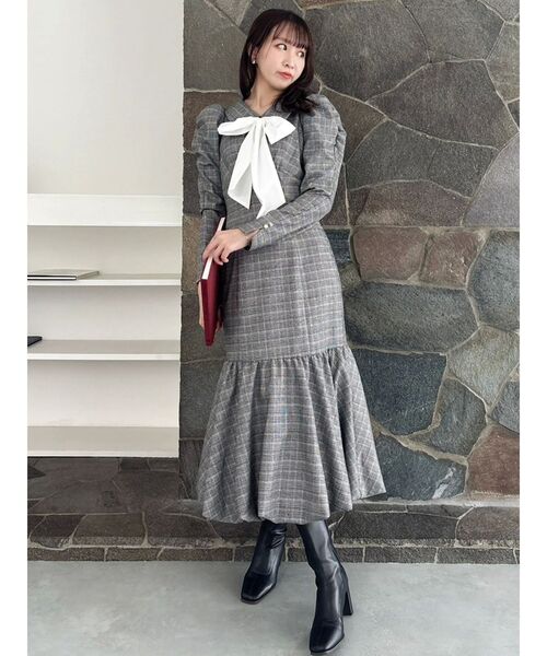 dazzlin（ダズリン）の「バルーンチェックワンピース（ワンピース・レディース・ベージュ/ブラウン/その他1・SMALL/MEDIUM）」の4枚目の写真