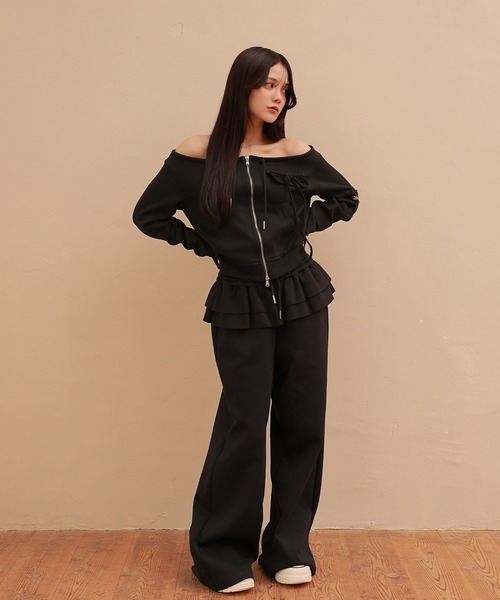 M DOLLY(エムドリー)の「waist frill voce sweat pants/ウエストフリルヴォーチェスウェットパンツ(スウェットパンツ・レディース・ブラック/グレー・S/M)」の3枚目の写真