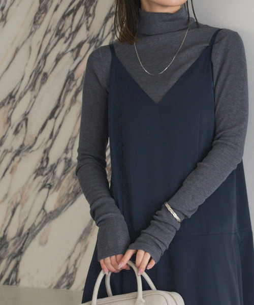 Noble(ノーブル)の「ロー切り替えフレアワンピース(ワンピース・レディース・ネイビー/アイボリー・38/36)」の5枚目の写真