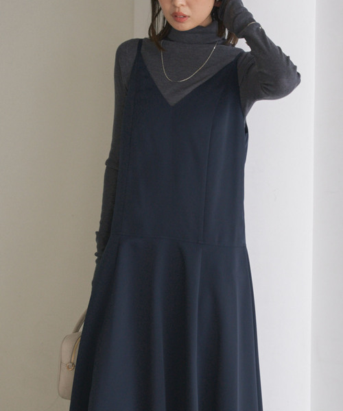 Noble(ノーブル)の「ロー切り替えフレアワンピース(ワンピース・レディース・ネイビー/アイボリー・38/36)」の6枚目の写真