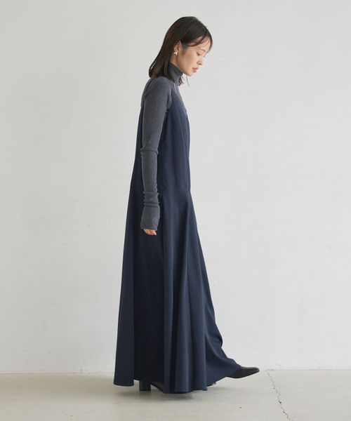 Noble(ノーブル)の「ロー切り替えフレアワンピース(ワンピース・レディース・ネイビー/アイボリー・38/36)」の9枚目の写真