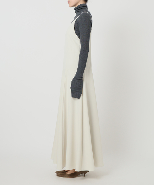 Noble(ノーブル)の「ロー切り替えフレアワンピース(ワンピース・レディース・ネイビー/アイボリー・38/36)」の12枚目の写真