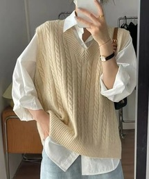 今日のシーンにもぴったりフィット。ケーブル編み Vネック ゆったり ニットベスト ベストジレ オフィスカジュアル きれいめカジュアル レディース 韓国