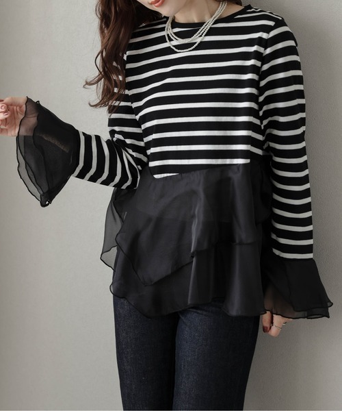 SUGAR BISKET(シュガービスケット)の「シフォンフリルボーダートップス(Tシャツ/カットソー・レディース・ブラック/ネイビー・フリー)」の5枚目の写真