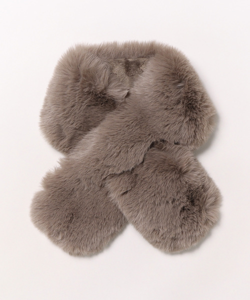 EDIT COLOGNE(エディットコロン)の「フェイクファーティペット(ストール/ショール・レディース・ダークグレー/ベージュ/ブラウン・フリ-)」の2枚目の写真