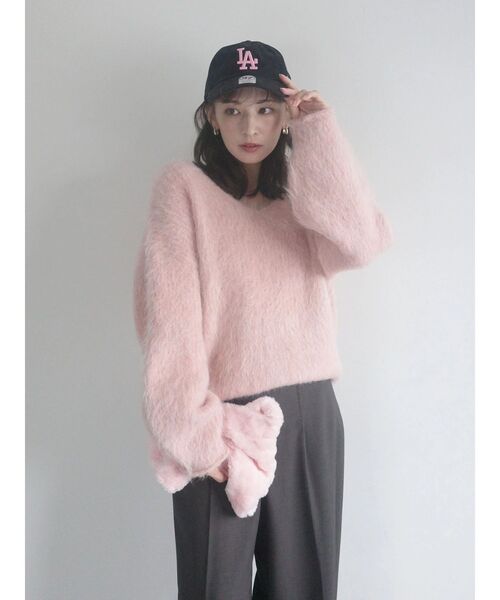 LAGUNAMOON（ラグナムーン）の「【REVIVAL】アルパカシャギーVネックニットプルオーバー（ニット/セーター・レディース・ベージュ/ネイビー/ピンク・FREE）」の5枚目の写真