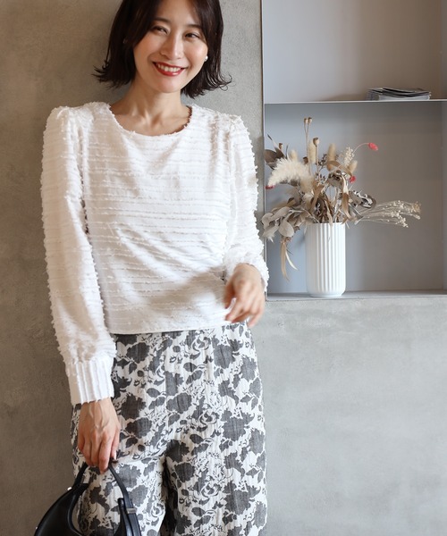 Ehre style(エーレスタイル)の「コンパクト丈で美バランスが叶う 立体トップス(シャツ/ブラウス・レディース・ブラック/ホワイト・FREE)」の3枚目の写真