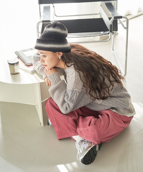 FREAK'S STORE（フリークスストア）の「＜新色追加＞コーデュロイバルーンパンツ/カーブパンツ（その他パンツ・レディース・オフホワイト/ブラック/ブラウン/ピンク/ベージュ・SMALL/MEDIUM）」の16枚目の写真