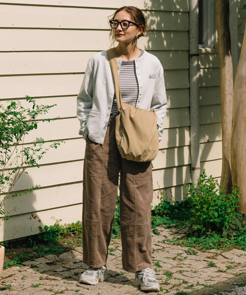 FREAK'S STORE（フリークスストア）の「＜新色追加＞コーデュロイバルーンパンツ/カーブパンツ（その他パンツ・レディース・オフホワイト/ブラック/ブラウン/ピンク/ベージュ・SMALL/MEDIUM）」の6枚目の写真