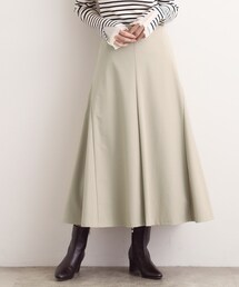 もっちりナイロンストレッチトラペーズスカート