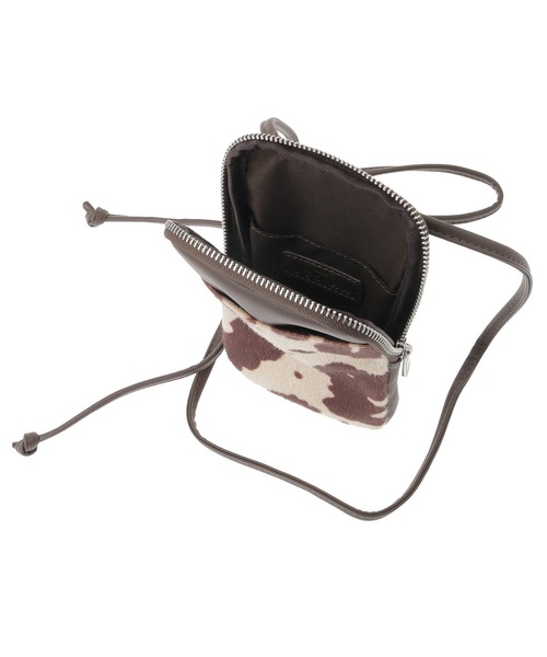 Green Parks(グリーンパークス)の「OTO.HA.アニマル柄ミニショルダーバッグ(ショルダーバッグ・レディース・アイボリー・FREE)」の2枚目の写真