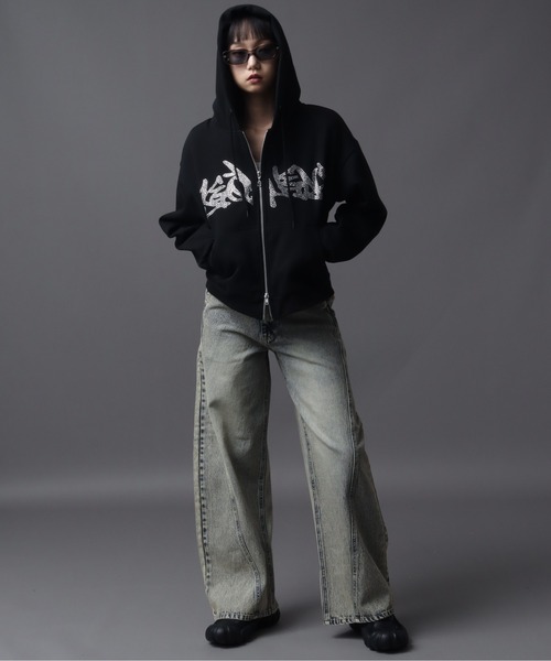 Art re A select（アトリエセレクト）の「【SEQUENZ（シークエンズ）】SQNZ NEW O.G LOGO LINE STONE FADE ZIP P/K（パーカー・メンズ・ブルー/ピンク/ブラック・L/S/M）」の9枚目の写真