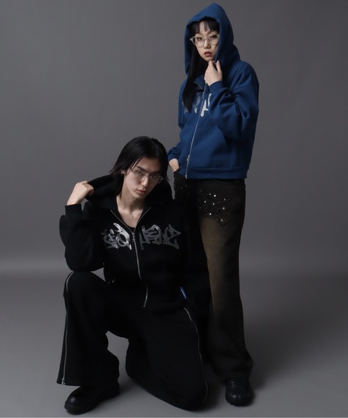 Art re A select（アトリエセレクト）の「【SEQUENZ（シークエンズ）】SQNZ NEW O.G LOGO LINE STONE FADE ZIP P/K（パーカー・メンズ・ブルー/ピンク/ブラック・L/S/M）」の17枚目の写真