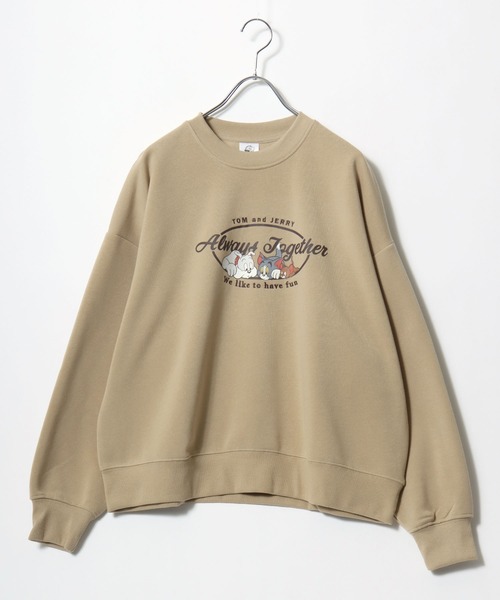 Tom&Jerry(トムアンドジェリー)の「Tom and Jerry/トムとジェリー オーバーサイズ 裏起毛 カレッジロゴ アップリケ刺繍 スウェットトレーナー(スウェット・レディース・アイボリー/ブラック/ベージュ/オレンジ/アッシュグレー/ブルー/ワイン/ブラウン・L/M)」の14枚目の写真