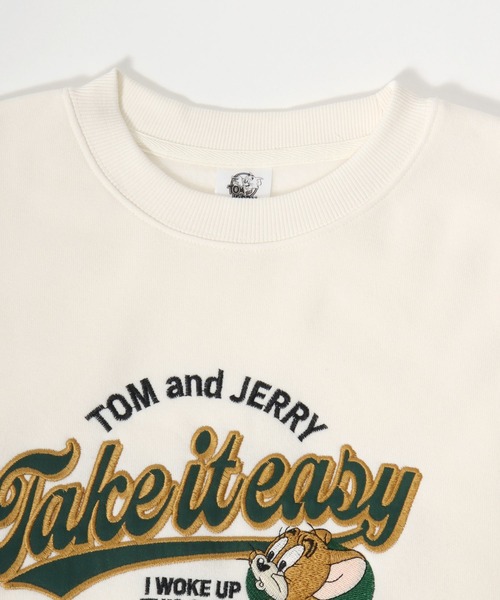 Tom&Jerry(トムアンドジェリー)の「Tom and Jerry/トムとジェリー オーバーサイズ 裏起毛 カレッジロゴ アップリケ刺繍 スウェットトレーナー(スウェット・レディース・アイボリー/ブラック/ベージュ/オレンジ/アッシュグレー/ブルー/ワイン/ブラウン・L/M)」の18枚目の写真