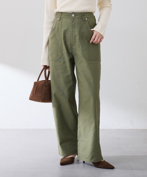 COLLAGE GALLARDAGALANTE（コラージュガリャルダガランテ）の「ペインターベイカーバックサテンパンツ/ZOZO限定（カーゴパンツ・レディース・ブラック/グリーン・マルチサイズ）」の12枚目の写真