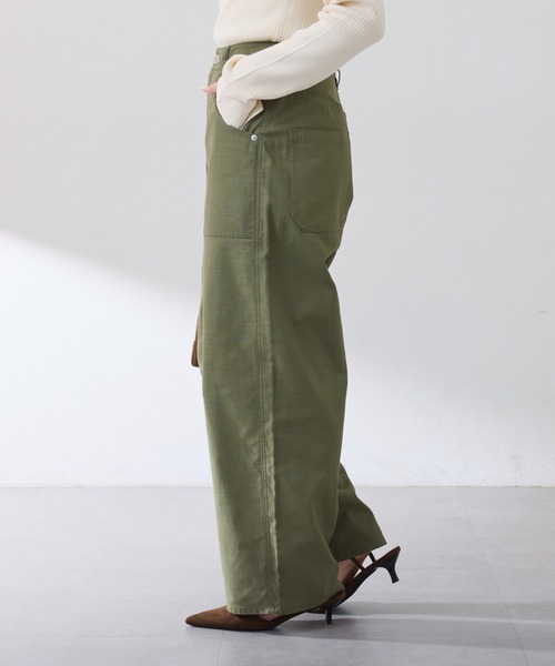 COLLAGE GALLARDAGALANTE（コラージュガリャルダガランテ）の「ペインターベイカーバックサテンパンツ/ZOZO限定（カーゴパンツ・レディース・ブラック/グリーン・マルチサイズ）」の13枚目の写真