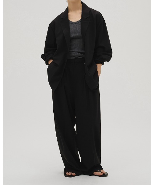 TODAYFUL（トゥデイフル）の「Useful Seamless Rib Tanktop（タンクトップ・レディース・チャコールグレー/ホワイト/ダークブラウン・FREE）」の16枚目の写真