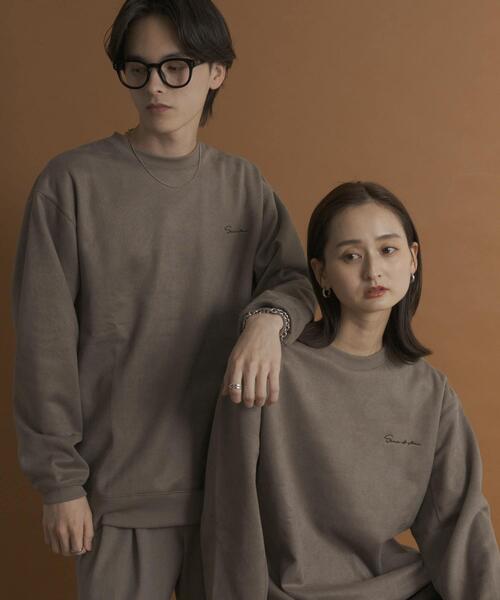 セール】『ユニセックス』シシュウフェイクスエードクルーネック