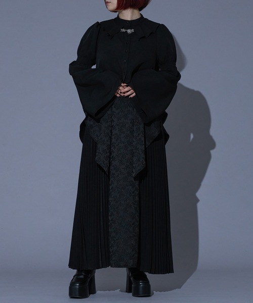 Ellno de Mavie(エルノデメヴィ)の「【mihoコラボ】シャーリングフレアスリーブブラウス/setup対応(シャツ/ブラウス・レディース・ブラック/ボルドー・FREE)」の8枚目の写真