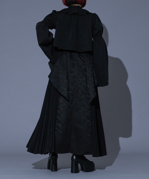Ellno de Mavie(エルノデメヴィ)の「【mihoコラボ】シャーリングフレアスリーブブラウス/setup対応(シャツ/ブラウス・レディース・ブラック/ボルドー・FREE)」の13枚目の写真